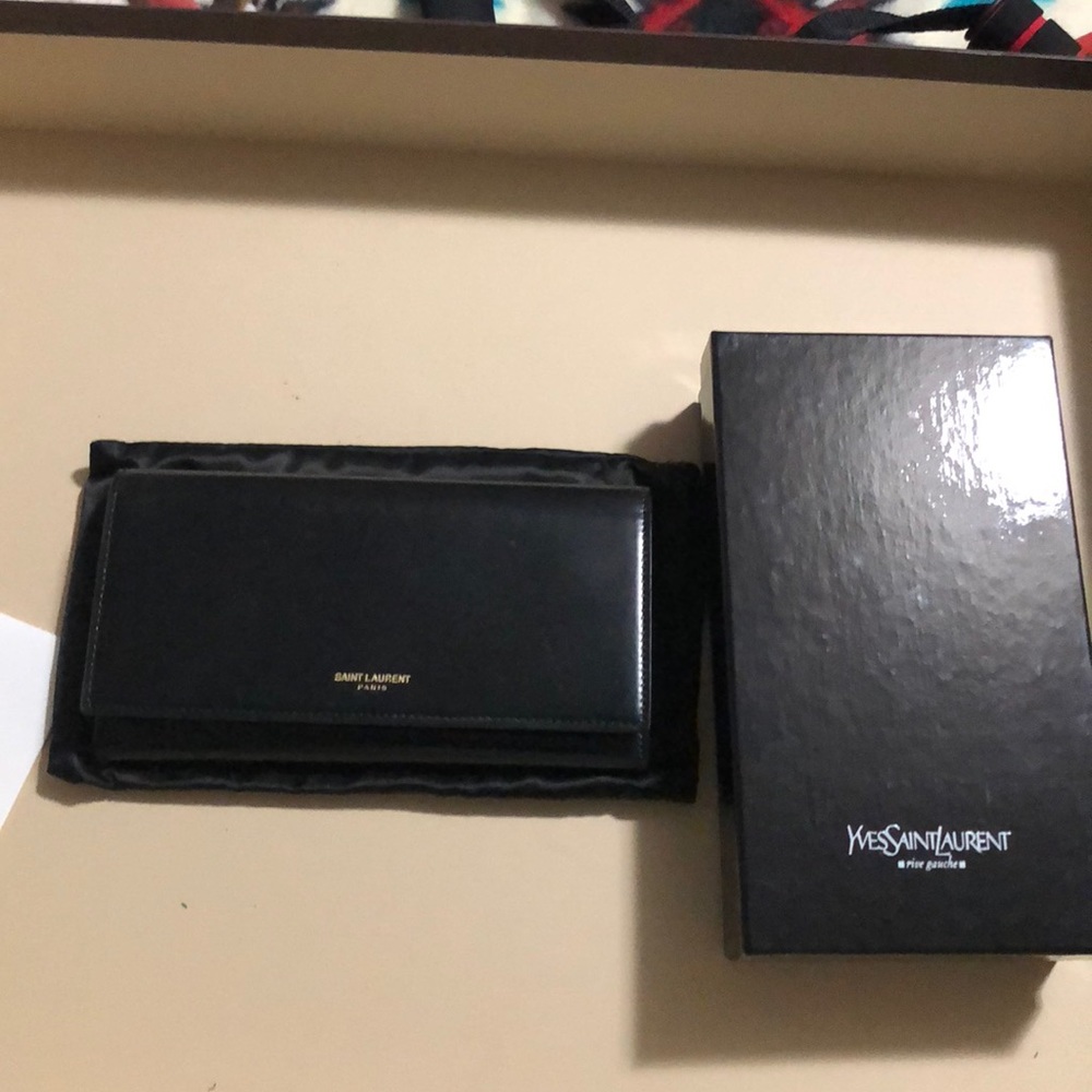Never used saint Laurent wallet